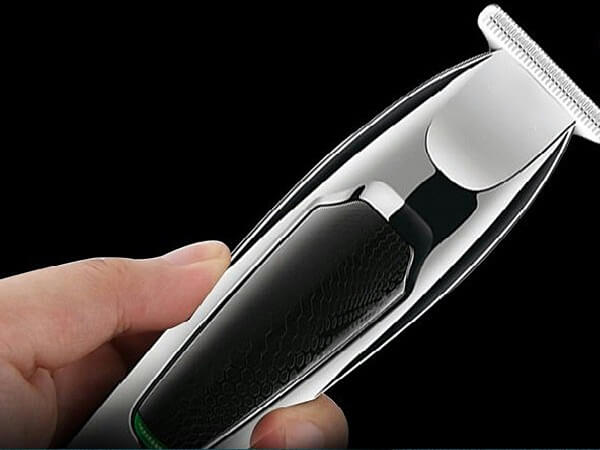 電推剪理發(fā)器方案開發(fā)